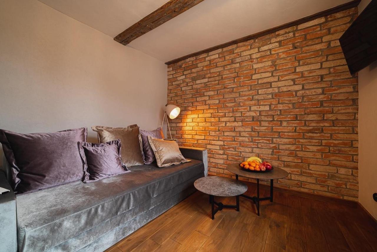 Raina Ielas Apartamenti R5 Кулдига Экстерьер фото