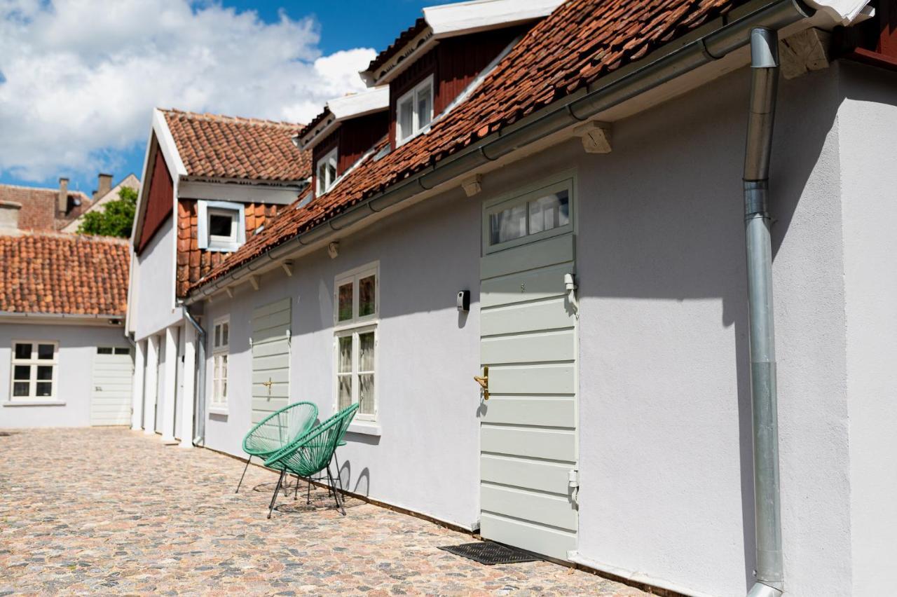 Raina Ielas Apartamenti R5 Кулдига Экстерьер фото