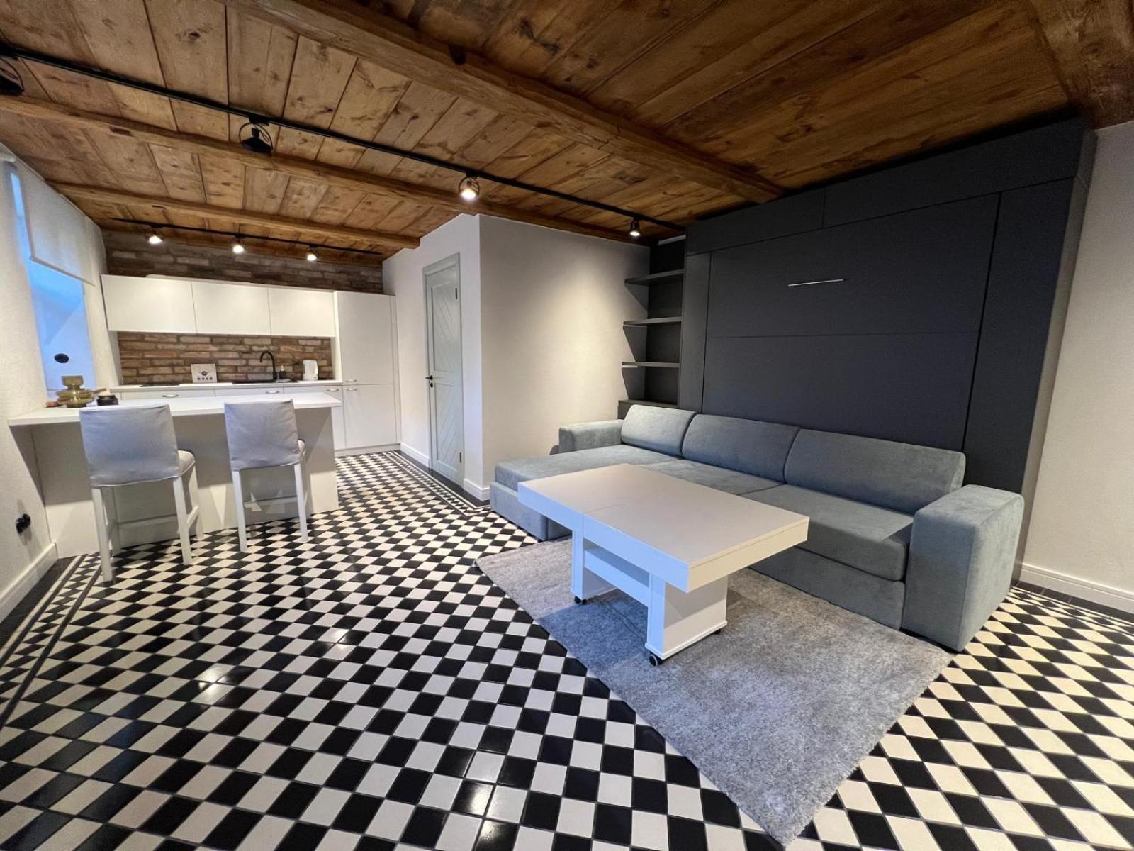 Raina Ielas Apartamenti R5 Кулдига Экстерьер фото